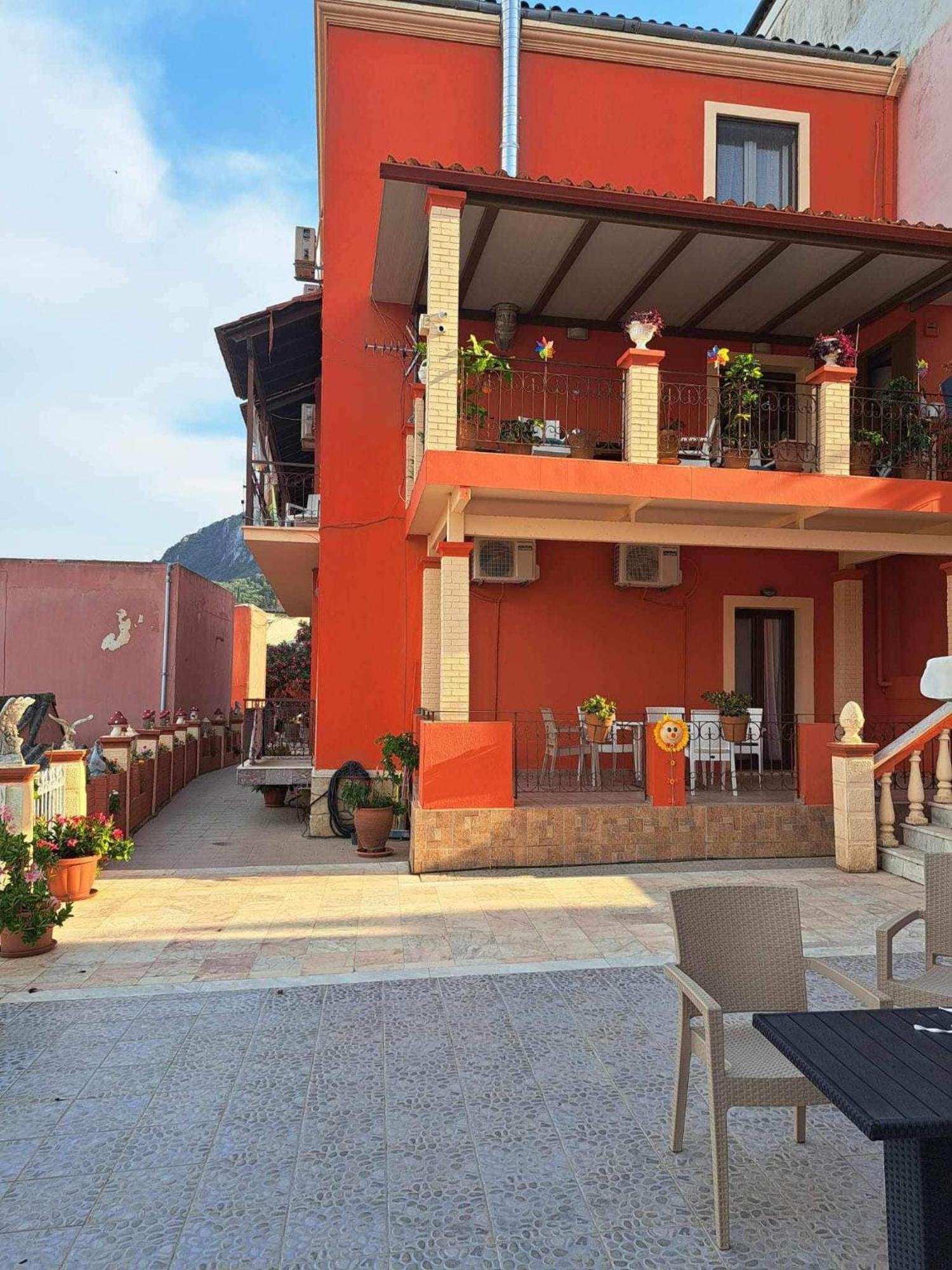 Corfu Sunflower Appartments Μπενίτσες