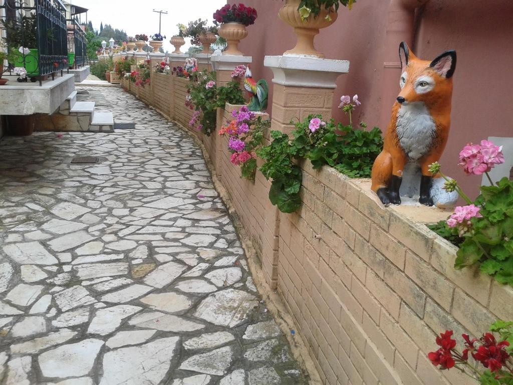 Corfu Sunflower Appartments Μπενίτσες
